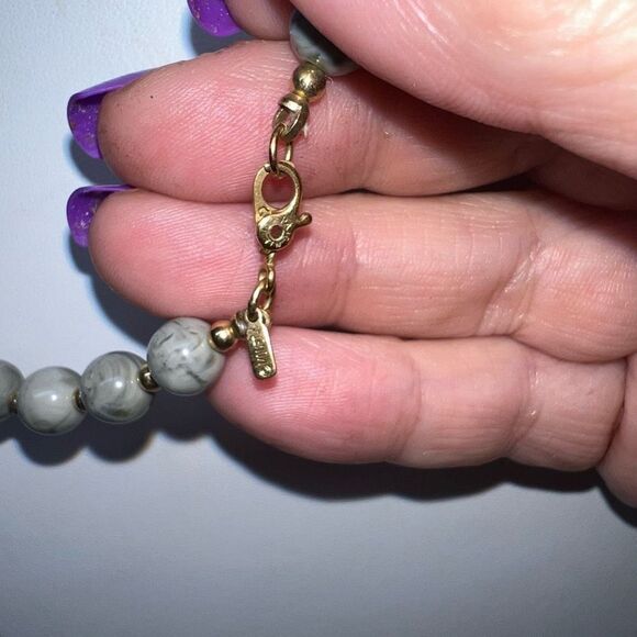 Monet Vintage Marbleized Gray‎ Glass Bead Necklace - Picture 5 of 8